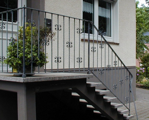 Treppenaufgang mit Geländer
