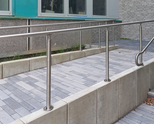 Handlauf aus Edelstahl